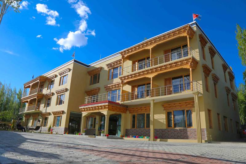 budget hotel in ladakh