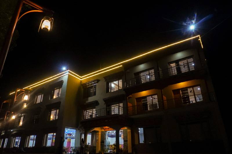 best budget hotel in leh ladakh